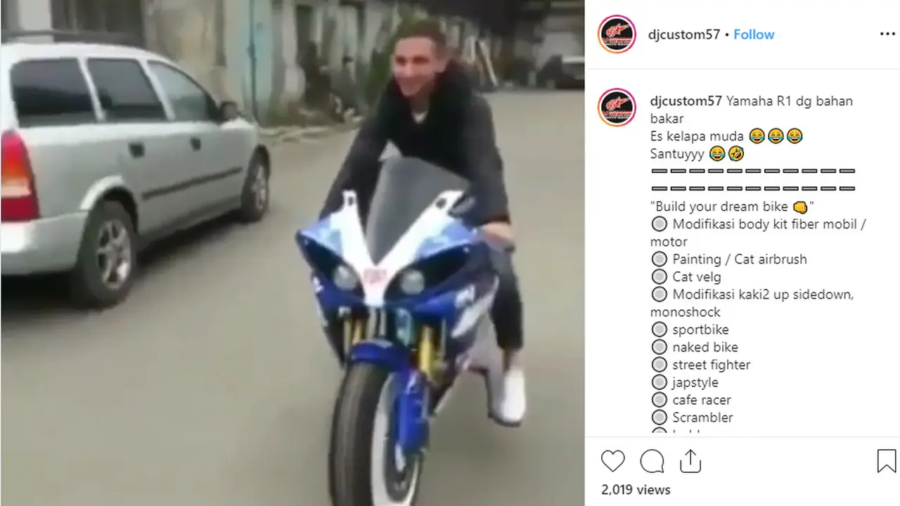 Seperti dilansir akun Instagram @djcustom57, terlihat sebuah motor mirip Yamaha R1 tidak membutuhkan bahan bakar untuk bisa berjalan.   Hal itu dikarenakan motor tidak memiliki mesin dan harus dikayuh layaknya sepeda agar bisa melaju.
