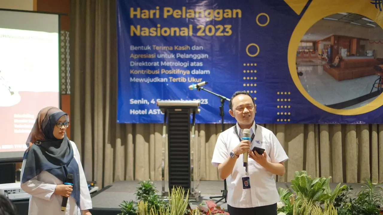 Apresiasi Kementerian Perdagangan kepada pelaku usaha penerima layanan tera/tera ulang Alat - Alat Ukur, Takar, Timbang dan Perlengkapannya (UTTP) dalam rangka peringatan Hari Pelanggan Nasional di Bandung, Senin (4/9/2023). (Dok Kemendag)