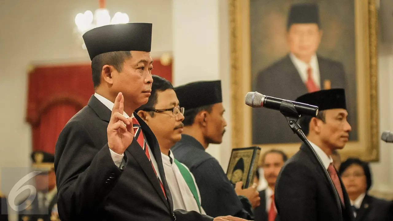 20161014-Jokowi Lantik Menteri dan Wakil Menteri ESDM-Jakarta