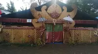 Tenda yang dihuni santri asal Bali. (Liputan6.com/Dhimas Prasaja) 