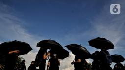Aktivis Jaringan Solidaritas Korban untuk Keadilan mendesak pemberhentian penulisan ulang sejarah karena berpotensi mengaburkan fakta, khususnya pelanggaran berat Hak Asasi Manusia (HAM) masa lalu. (Liputan6.com/Angga Yuniar)