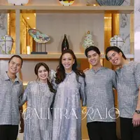 Baru-baru ini mereka tampil bersama dalam sebuah pemotretan busana muslim milik salah satu brand lokal ternama, Geulis. [@geulis.id]