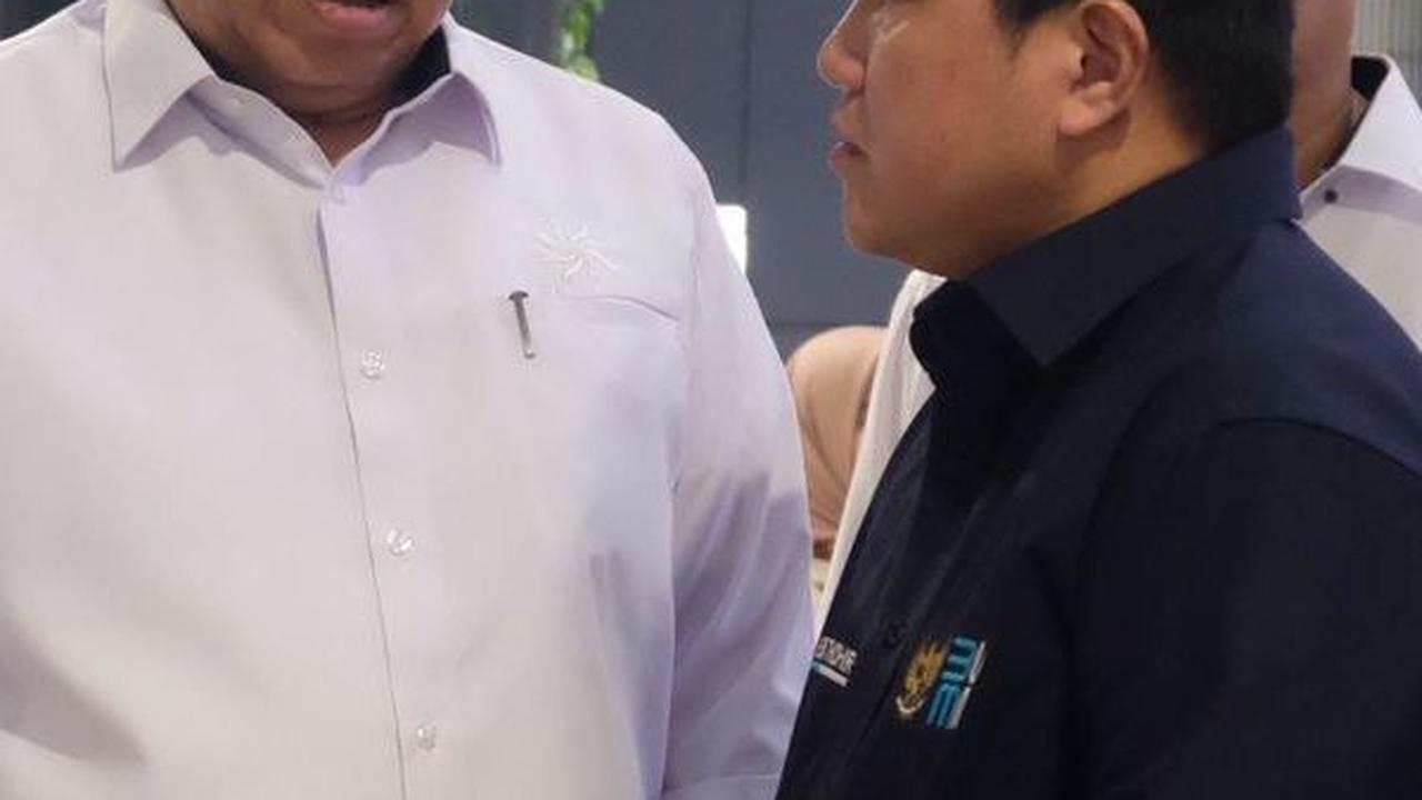 Menteri BUMN Pastikan Stok Beras Bulog Cukup untuk Penuhi Kebutuhan Ramadan dan Idulfitri