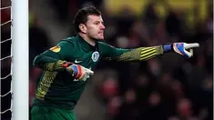 Gol spektakuler yang diciptakan kiper Dnipro, Jan Lastuvka pada pertandingan melawan Zorya dalam lanjutan Liga Ukraina dianulir wasit.