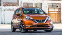 Nissan Note 2017 (sumber: Car and Driver)