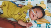 Anak laki-laki psikiater Andreas Kurniawan, Hiro, terlahir dengan Moebius Syndrome. Kondisi langka pada satu dari 250.000 sampai 500.000 bayi lahir. (Twitter.com/ndreamon)