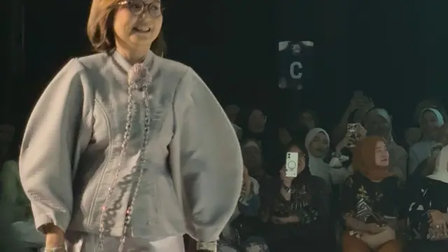 Gaya 6 ‘Srikandi’ Wakil Menteri Perempuan Melenggang di Runway JMFW 2026, dari Dyah Roro Esti hingga Stella Christie