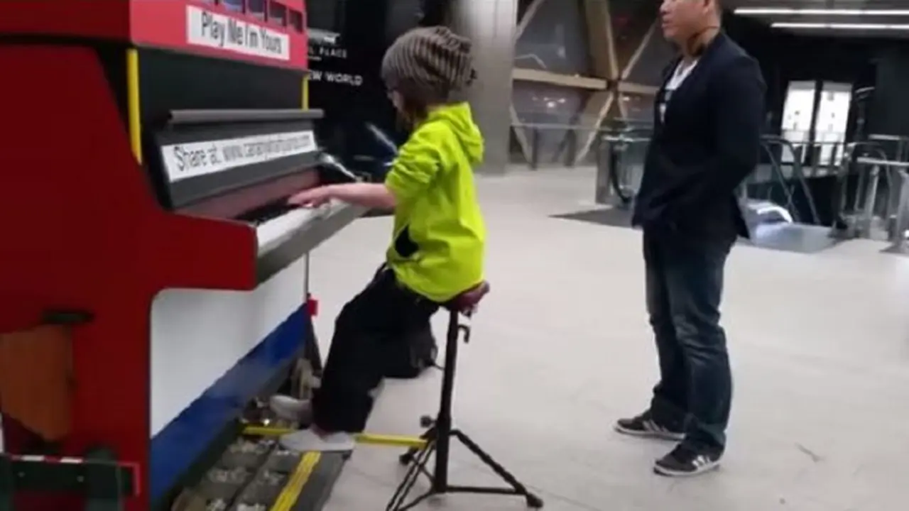 Pemain Piano