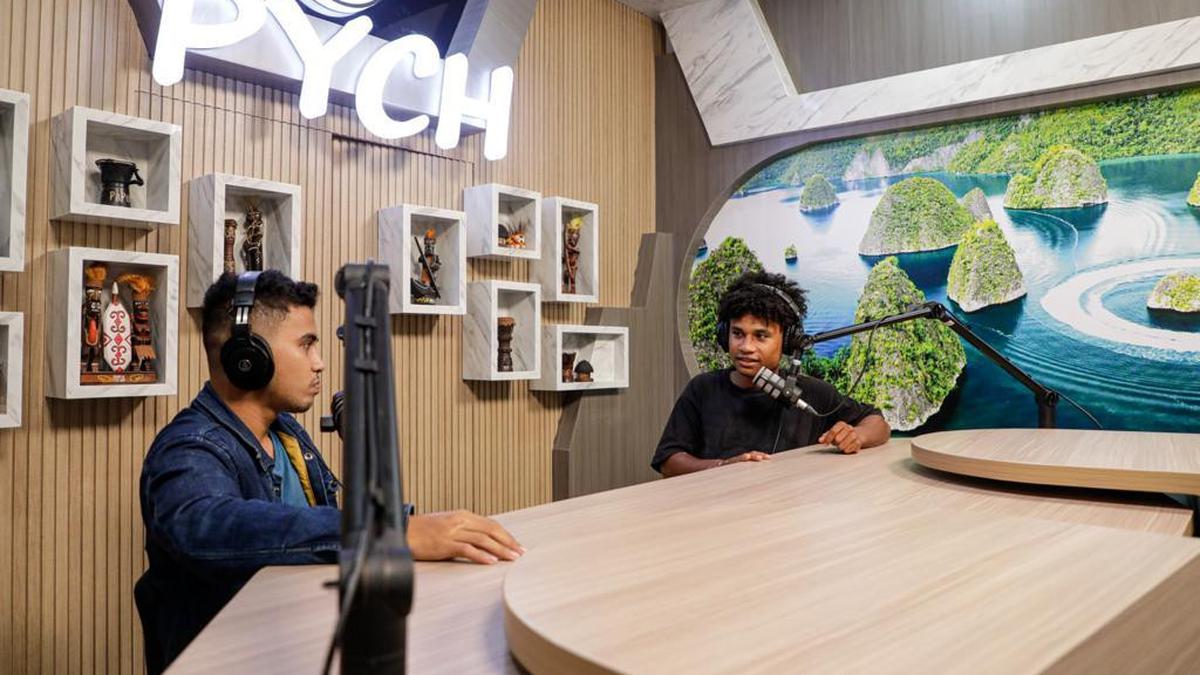 Kembangkan Minat dan Bakat, PYCH Sediakan Studio Podcast untuk Anak Muda Papua