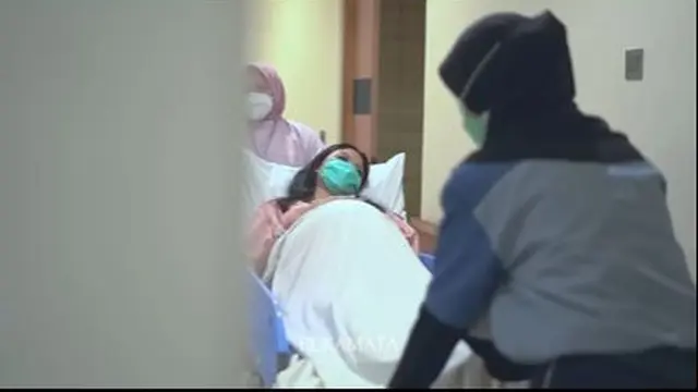 6 Potret Perjuangan Zivanna Letisha Melahirkan Bayi Kembar, Penuh Haru