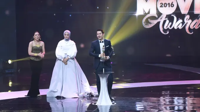 [Bintang] Nino Fernandez (Kategori Pemeran Pembantu Pria)