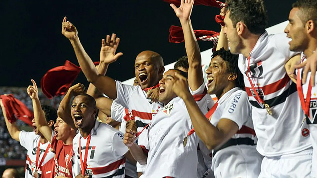 sao_paulo_121213afpc.jpg