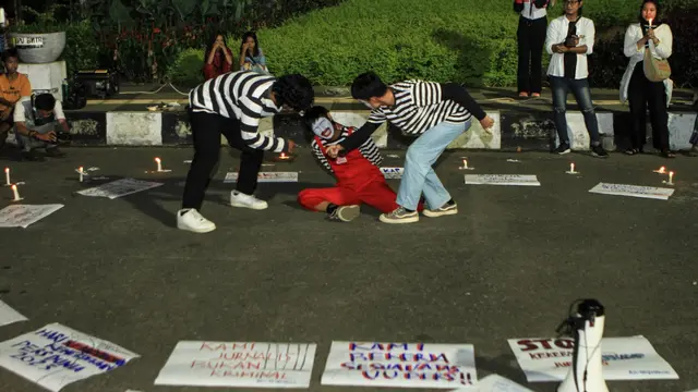 Hari Kebebasan Pers Dunia, AJI Palembang Gelar Nyala Lilin dan Musikalisasi Puisi
