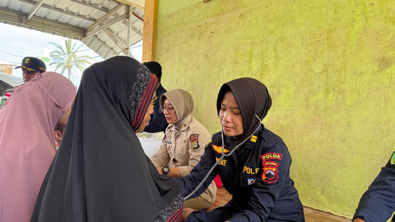 Tim Medis Polri Jangkau Korban Banjir Aceh Tamiang, Pulihkan Kesehatan dan Semangat Warga