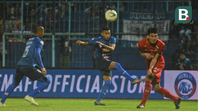 Arema, Semen Padang