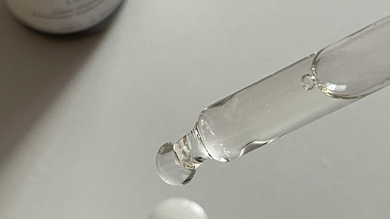 4 Serum Brightening Lokal Paling Nampol di Kulit Pria, Bikin Wajah Lebih Segar dan Bebas Kusam