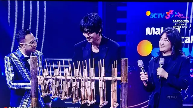 Ahn Hyo Seop Tampil Semringah di HUT SCTV 35 Xtraordinary. (SCTV)