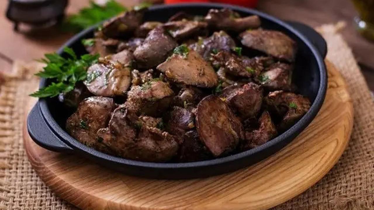 Hindari Asam Urat Kambuh saat Lebaran, Ini Makanan yang Wajib Dihindari