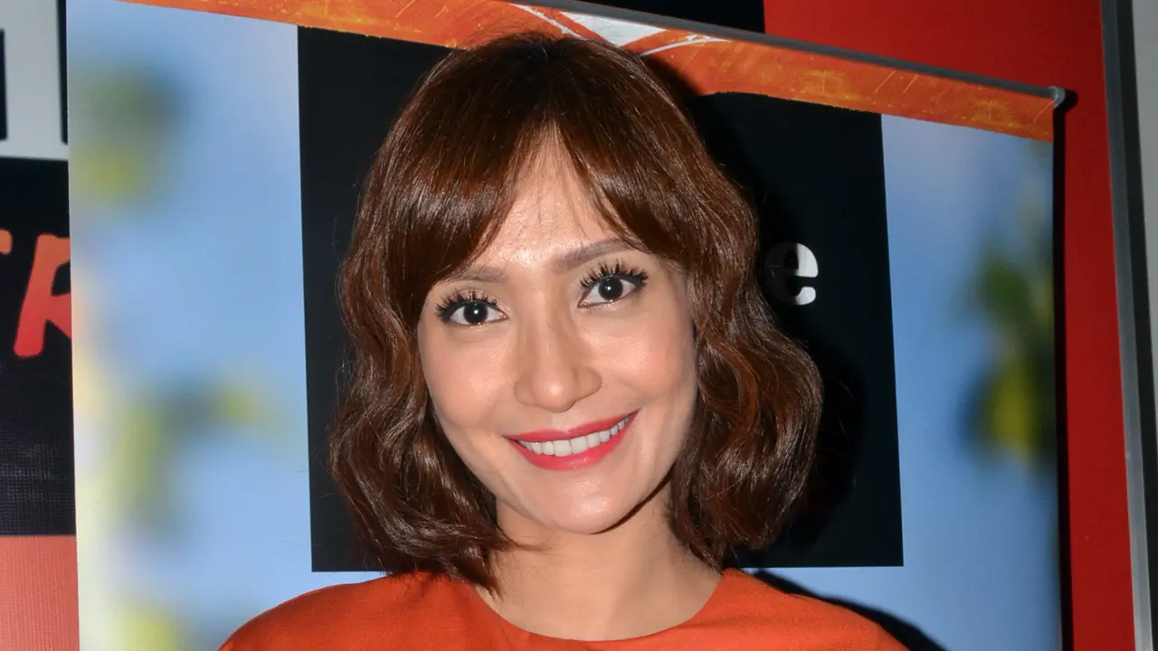 [Bintang] Artika Sari Devi