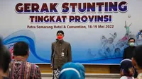 Ganjar Pranowo mengukuhkan Tim Percepatan Penurunan Stunting Jateng. (Istimewa).