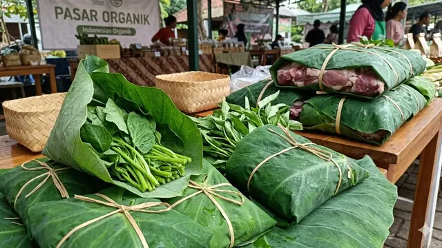 Ide Kemasan Daun untuk Jual Daging dan Sayur (Foto: Gemini AI)