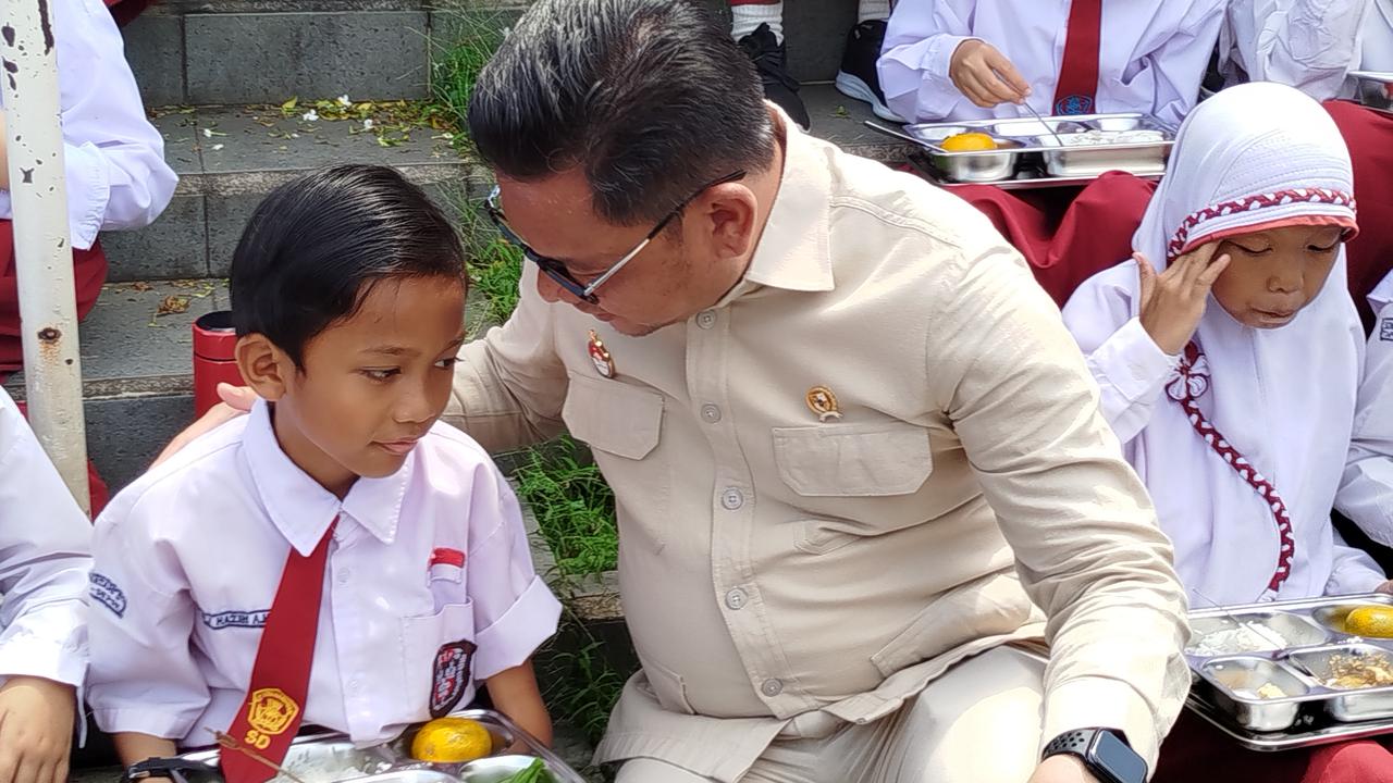 Cerita Gubernur Lemhanas Kaget Lihat Antusias Siswa SD dan SMP saat Dapat Makan Bergizi Gratis