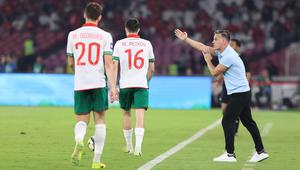 Pelatih kepala Timnas Indonesia, John Herdman memberikan instruksi kepada pemainnya dalam laga final FIFA Series 2026 di Stadion Utama Gelora Bung Karno (SUGK), Senayan, Jakarta, Senin (30/03/2026). (Bola.com/M Iqbal Ichsan)