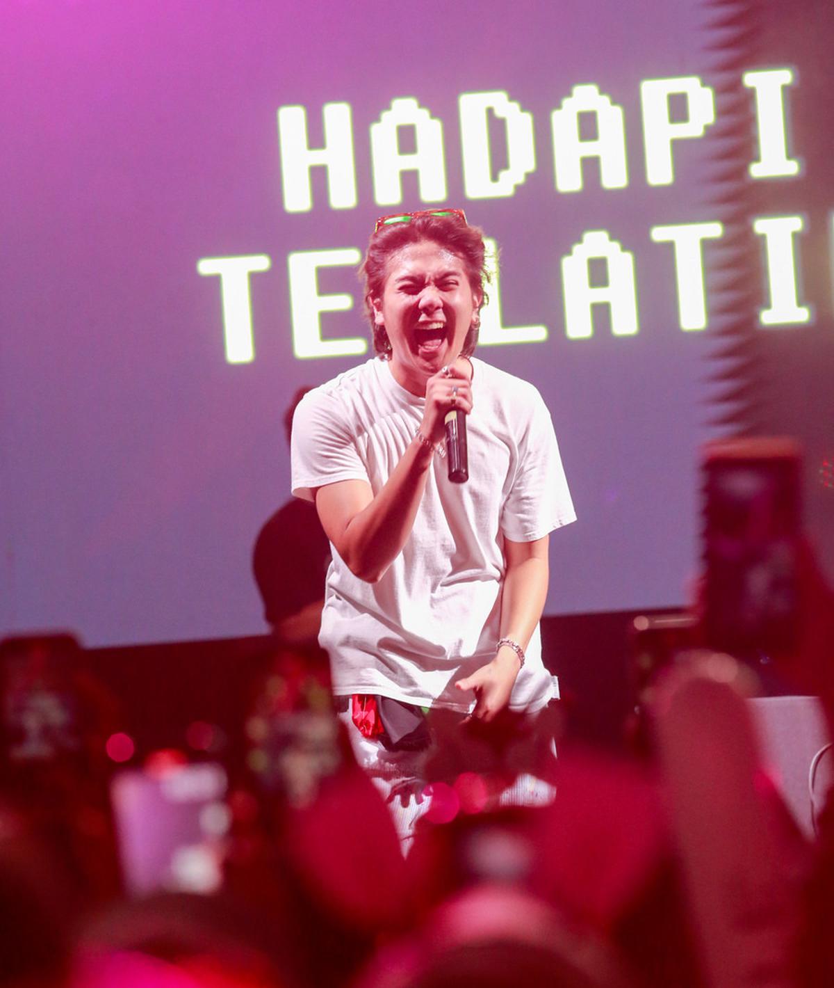 Di tengah kesibukannya di dunia akting, Iqbaal Ramadhan juga terus berkarya di dunia musik.&nbsp;