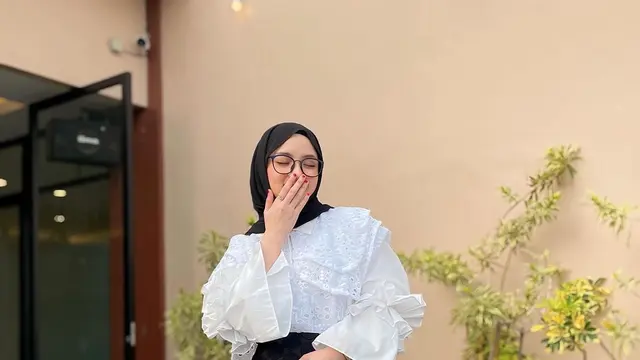 Potret Nissa Sabyan di Awal Karier yang Kini jadi Penyanyi Sukses dan Menikah dengan Ayus. (instagram/nissa_sabyan)