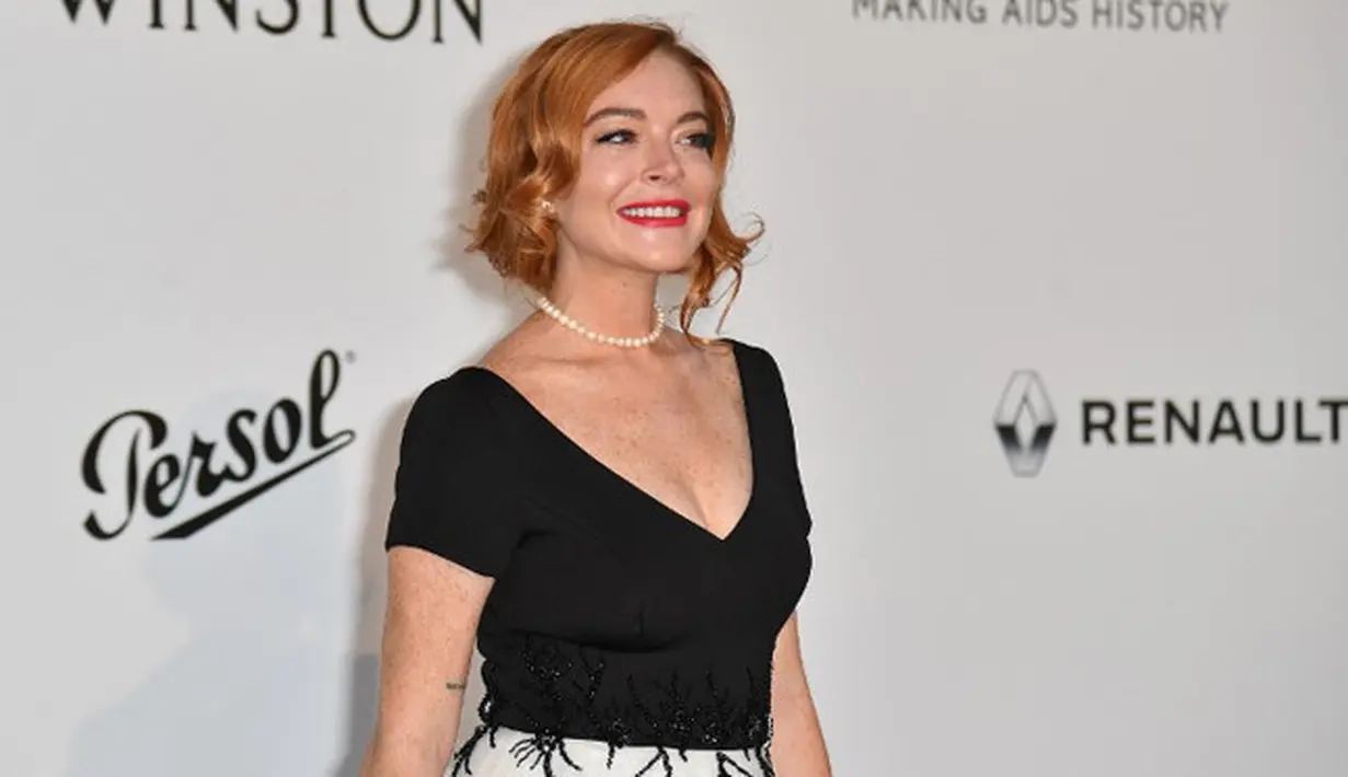 Lindsay Lohan kembali menjadi bahan pembicaraan publik. Bukan lagi soal ketertarikannya mempelajari ilmu agama Islam, namun kali ini Lindsay dituduh mencuri barang-barang milik mantan kekasihnya. (AFP/Bintang.com)