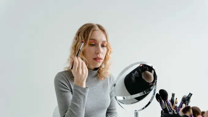 3 Langkah Makeup Kilat ala MUA untuk Para Ibu yang Super Sibuk