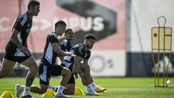 Laga ini akan berlangsung di Estadio da Luz, Lisbon, 12 April 2023 pukul 02.00 WIB. (PATRICIA DE MELO MOREIRA/AFP)