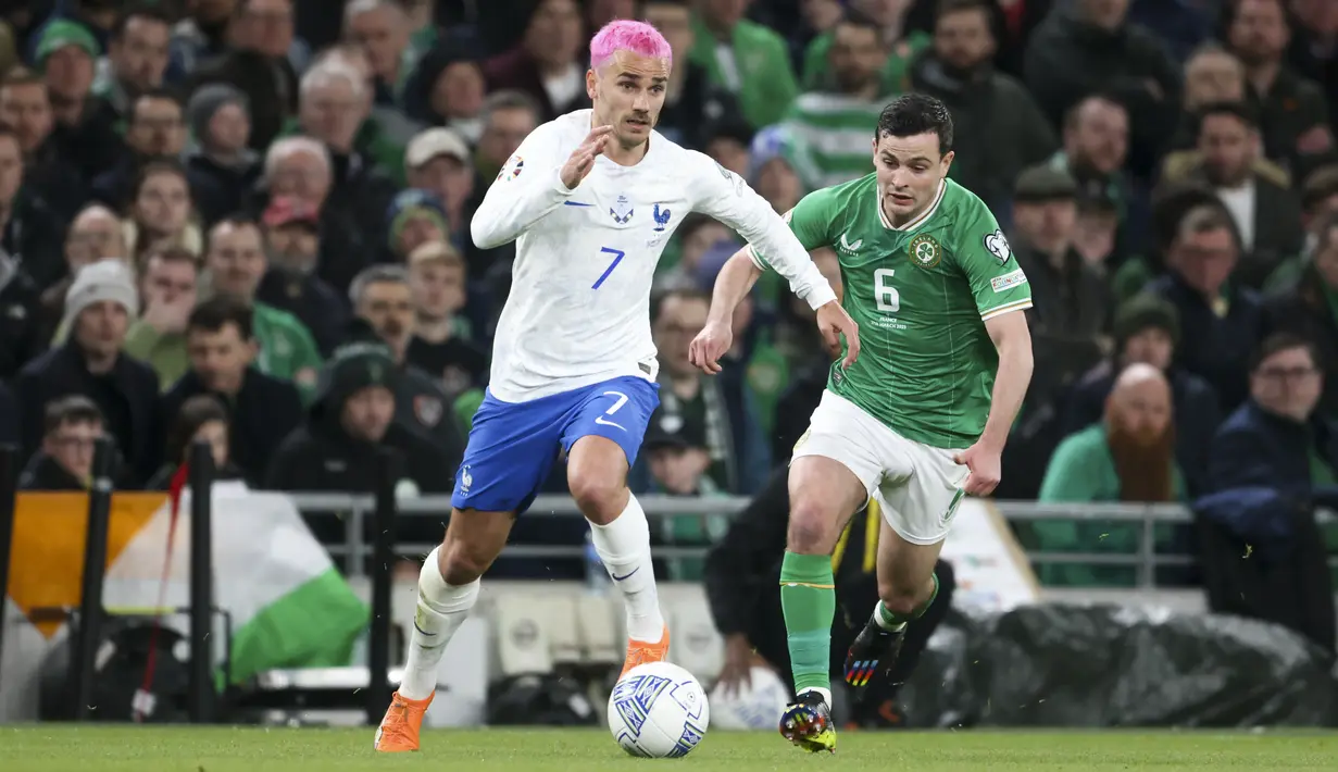 <p>Meski bermain sebagai tim tamu, Timnas Prancis bermain mendominasi sejak menit awal pertandingan. (AP Photo/Peter Morrison)</p>