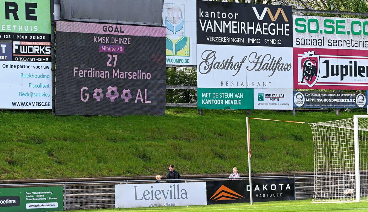 Papan skor ketika pemain KMSK Deinze, Marselino Ferdinan mencetak gol ketiga timnya saat laga lanjutan Divisi 2 Belgia 2022/2023 melawan Virton di Stadion Burgemeester Van De Wiele, Sabtu (22/04/2023) malam WIB. Melalui gol perdana Marselino, KMSK Deinze berhasil menang dengan skor 3-1. (Twitter/@KMSKDeinze)