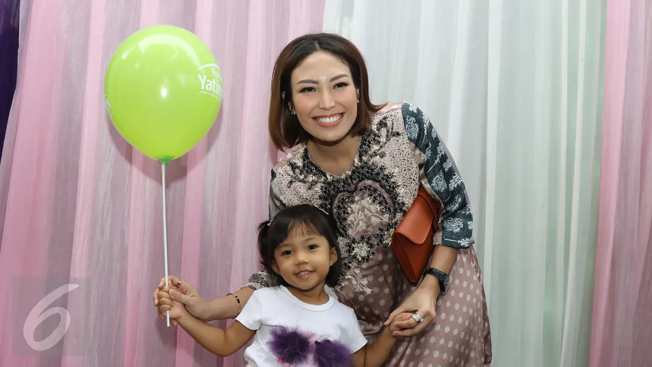 Ayu Dewi