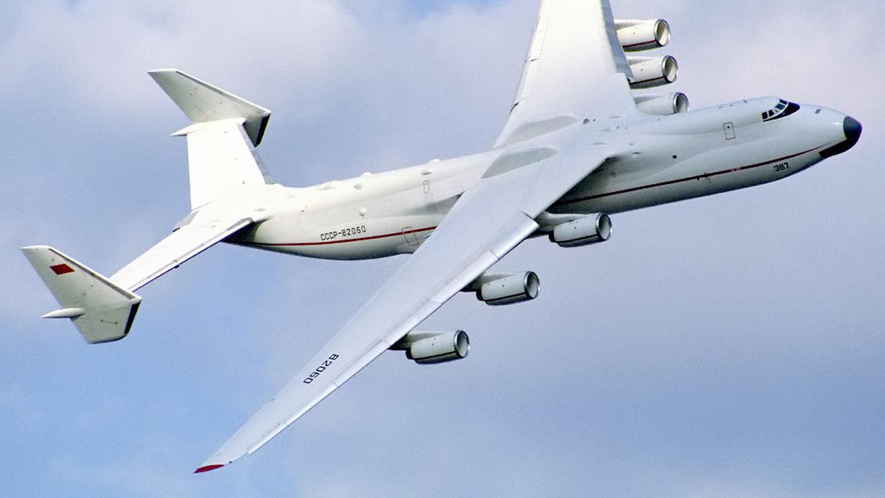 Mriya, Burung Besi Terbesar di Dunia Kembali Mengudara