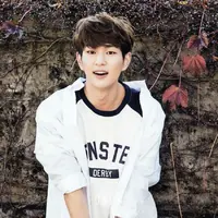 Onew SHINee. (foto: kpopism-tbr.tumblr.com)