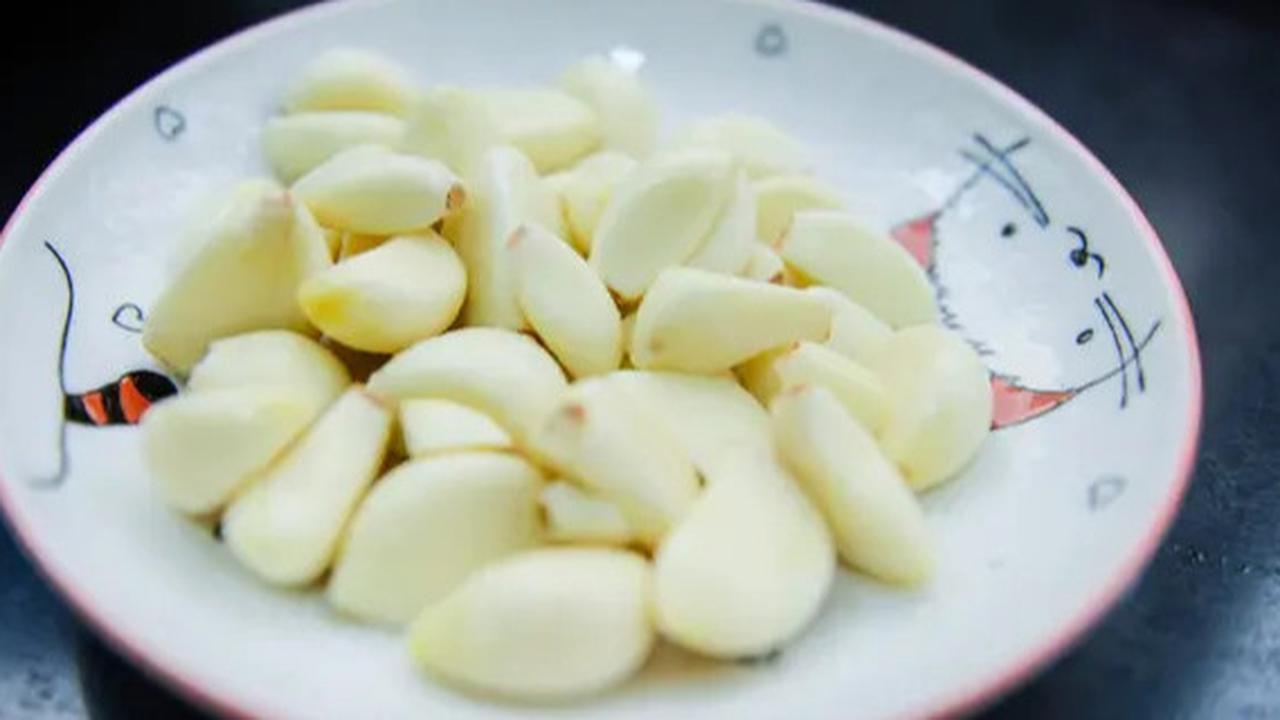 25 Manfaat Bawang Putih bagi Kesehatan dan Kecantikan, Atasi Darah Tinggi hingga Ampuh Hilangkan Jerawat