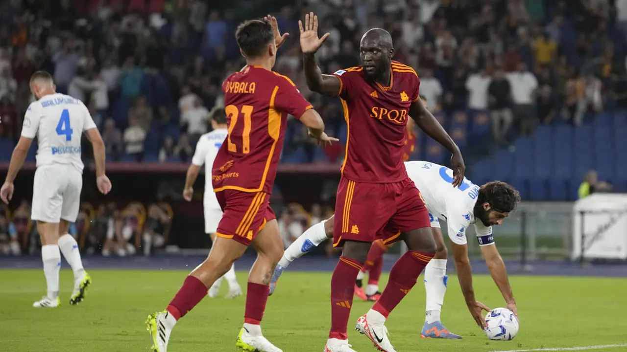 Foto: Aksi Romelu Lukaku Saat AS Roma Hancurkan Empoli di Liga Italia, Cetak Gol Perdana untuk Serigala Ibu Kota