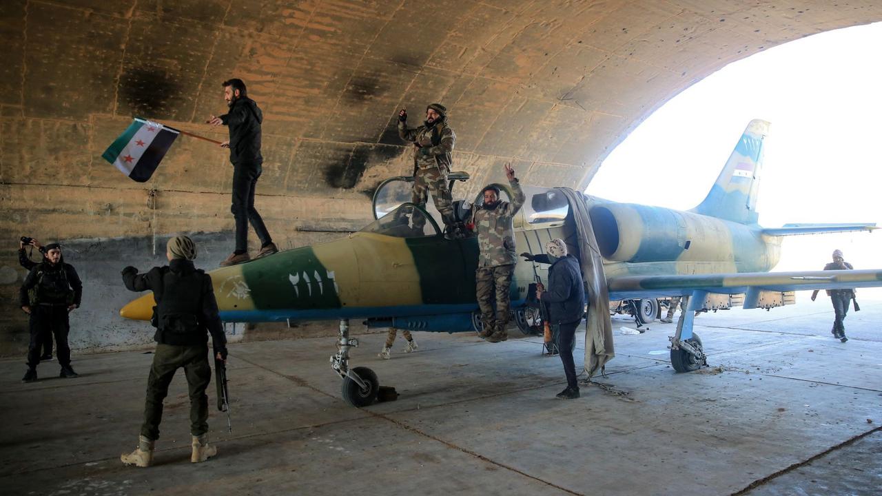 Pasukan Pemberontak Rebut Kota Aleppo di Suriah