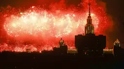 Hari Kemenangan" adalah momen penting bagi pemerintah Rusia. Ini menandai kemenangan Uni Soviet atas Nazi di Perang Dunia 2. (AP Photo/Alexander Zemlianichenko)