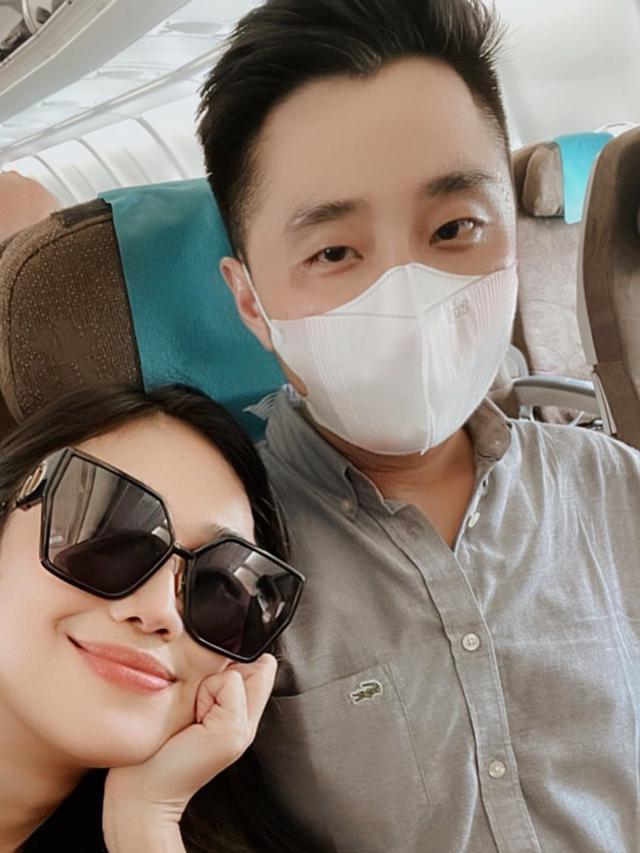 7 Potret Oline Mendeng Pamer Kemesraan dengan Kekasih Ini Tuai Banyak Dukungan