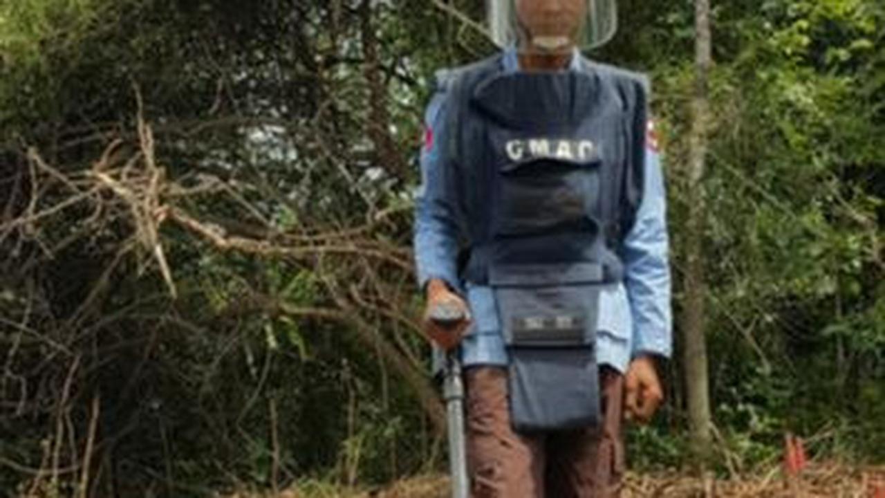Mencekam, Ribuan Bahan Peledak Zaman Perang Ditemukan di Sekolah
