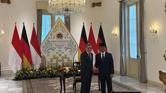 Menteri Luar Negeri Republik Indonesia Sugiono dan Menteri Luar Negeri Jerman Johann Wadephul di Gedung Pancasila, Kementerian Luar Negeri Republik Indonesia, Rabu (20/8/2025).