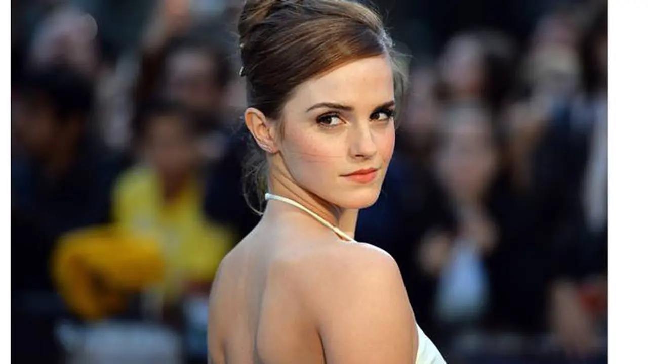 Emma Watson Umbar Dada di Film Terbaru, Regression