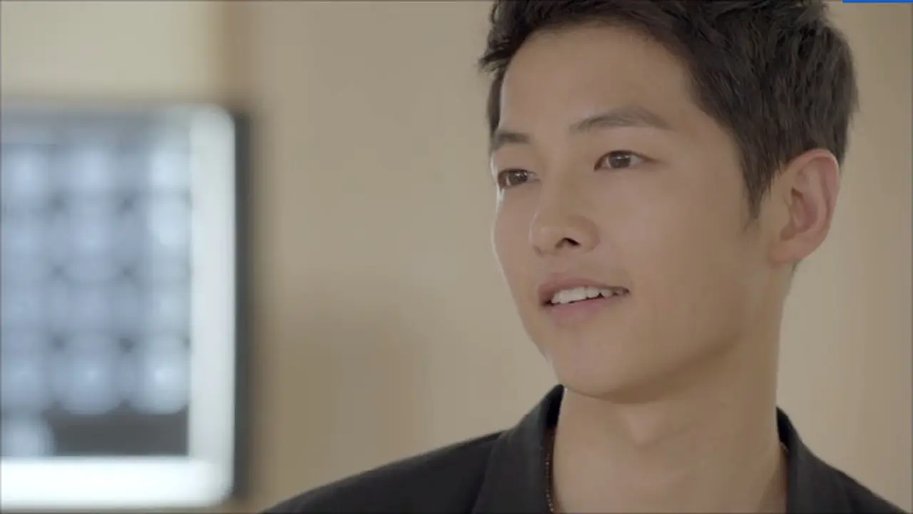 Gagahnya Song Joong Ki dalam Busana Tentara Nyata dan Dalam Film