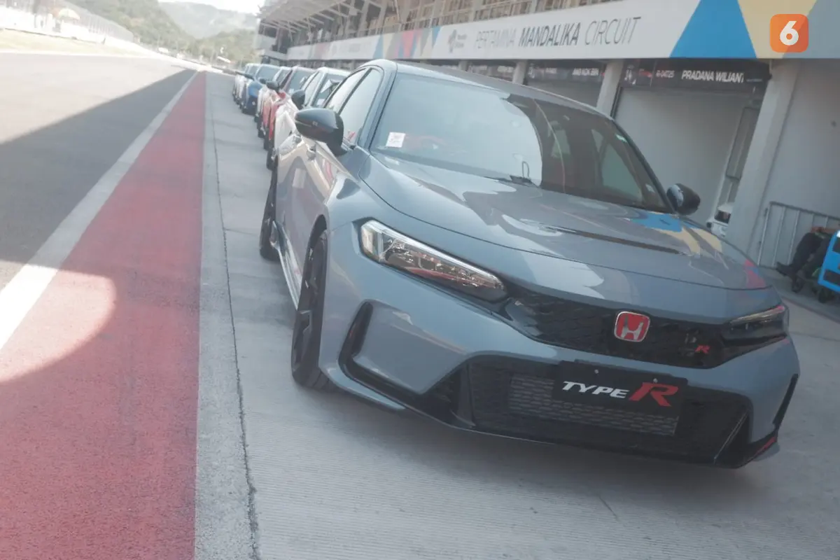Honda TrackFEST Ajak Konsumen Civic Type R Memacu Adrenalin di Sirkuit Mandalika (Amal/Liputan6.com)