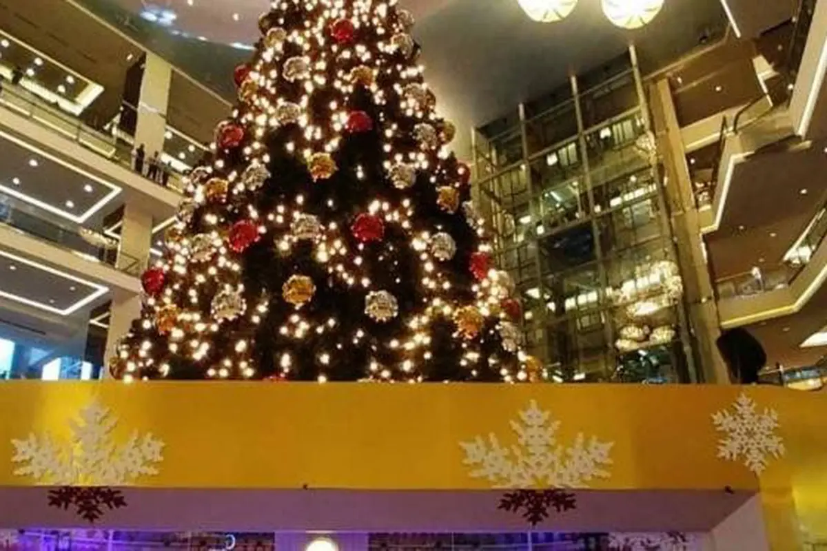 Instalasi Natal Terbaik di Dunia Dapat Anda Saksikan di Mal Ini!