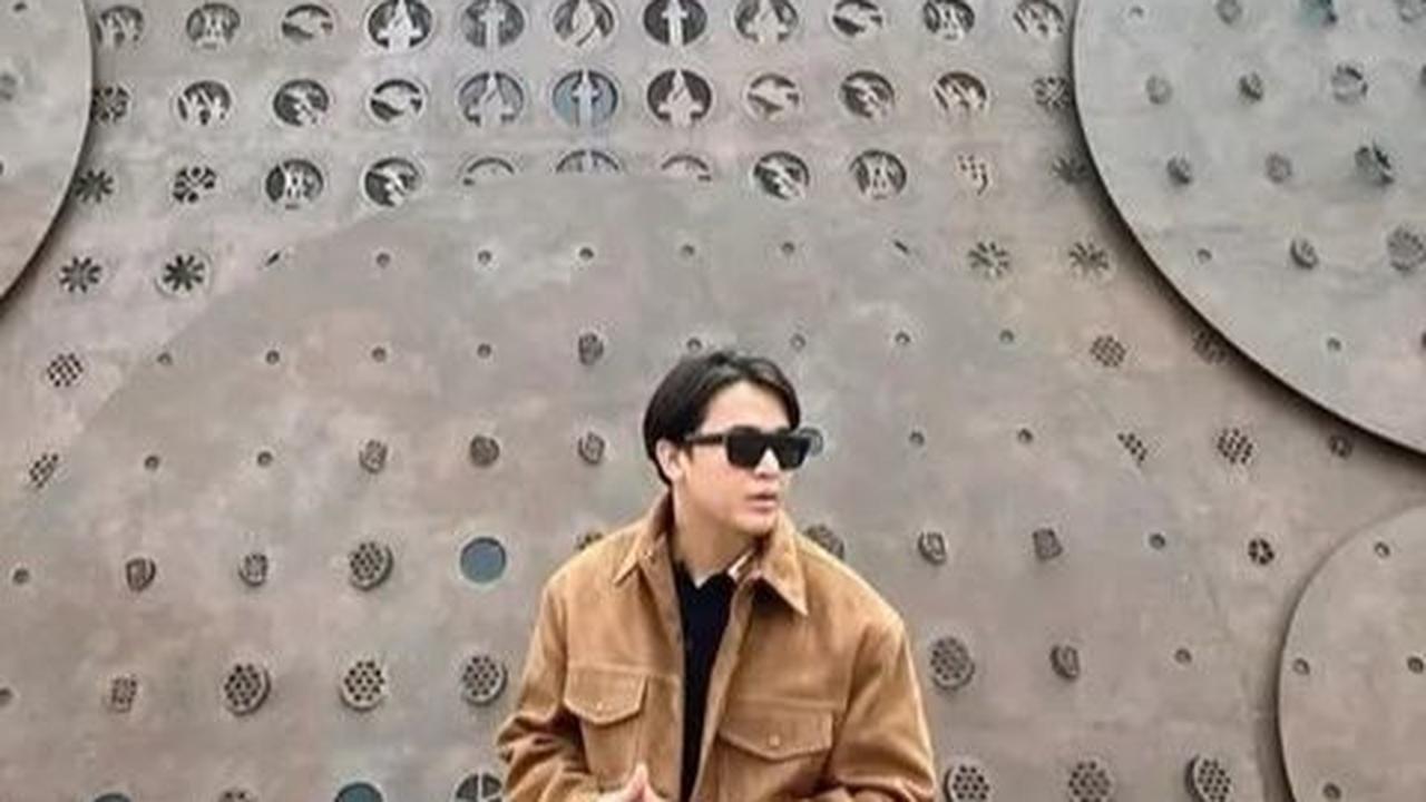 Dengan keyakinan diri yang meningkat, Billy berani berbagi potret terbarunya di platform-platform sosial.