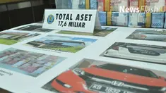 Dari ketiga kasus tersebut, ada enam tersangka yang dibekuk. Dua di antaranya merupakan narapidana kasus narkotika.